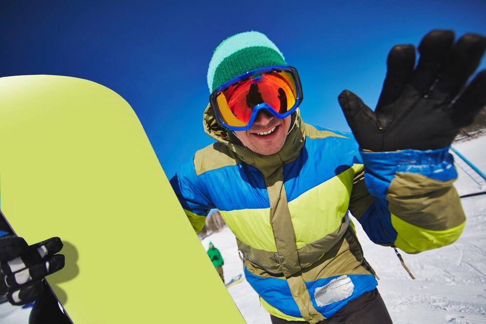 Stay Warm And Stylish: Top 5 Snowboarding Hats For The Winter Season