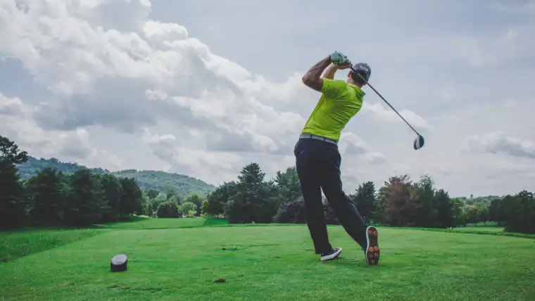 10 Golf Swing Mistakes & How To Fix Them For Better Accuracy