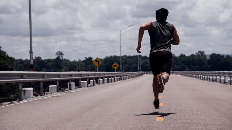 How To Start Running Again & Rediscover Your Stride | 8 Pro Tips
